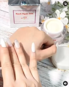 Chính hãng- Kem Mờ Nám Dưỡng Trắng Da BẠCH NGỌC LIÊN 20GR