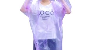 Jas Hujan Praktis 1x Pakai: Pilihan Tepat Untuk Aktivitas Anda