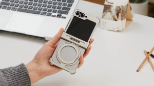 OATSBASF Borderless Metal Phone Case Built-in 360° Rotating Bracket Shockproof Lens Cover for Samsung Galaxy Z Flip 6