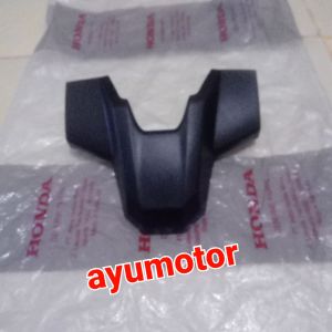rear fender upper cover tutup lampu sen sein belakang atas spakbor belakang vario 125 k2v vario 125 esp k60r vario 150 esp k59J vario 160 k2s original honda