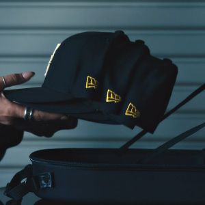 New Era 6 Pack Black Cap Carrier (ESSENTIAL)
