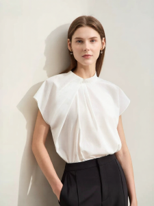 AMII | Elegant Workwear White Shirt Stand Collar Asymmetric Pleated Broad Shoulders