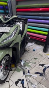Skotlet Stiker Motor Sage Green Super Glossy