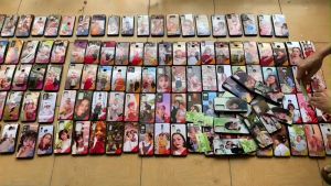 Ốp lưng IPHONE tráng gương cao cấp  in theo yêu cầu siêu đẹp siêu bền giá tốt