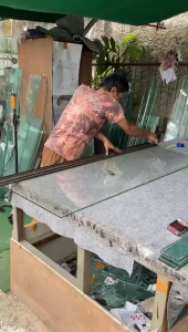 KACA 2MM UNTUK BINGKAI FOTO