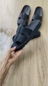 Dép da nam da bò sáp đế răng cưa đúc nguyên khối may xuyên đế MÃ SÃN PHẨM -X-02 ĐEN