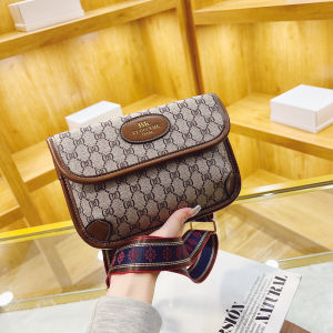 กระเป๋าสะพายข้างผู้หญิงแฟชั่น 2025 กระเป๋าสะพายข้างแบบสะพายข้าง สายไหล่กว้าง กระเป๋าคาดเอวแบบอเนกประสงค์ กระเป๋าสะพายข้างสไตล์เกาหลี