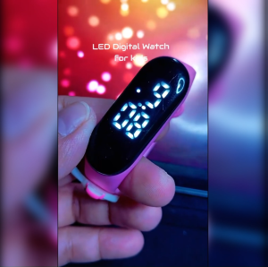 Fashionable Watch Waterproof Stylish and Fashion Child Wrist Smart Watch