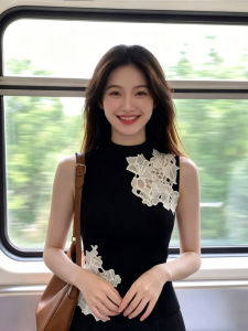 chaqi | Stylish Slim French Mature Color Block Lace Spliced Hollow Out Sleeveless Top for Women