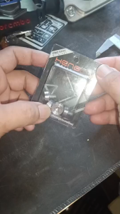 น็อตเลสยึดบังโซ่ WAVE/DREAM ทุกปี (1 ชุด 4 ตัว) - น็อตเลส หัวก้นหอย ยึดบังโซ่ เวฟดรีม เฮงสกรู ประเทศไทย