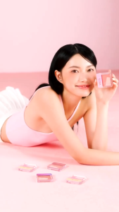 Phấn Má Hồng Và Bắt Sáng 2 IN 1 Vacosi Flaso Blush Set VP12 (8.3g) Lên Màu Chuẩn Giữ Màu Lâu