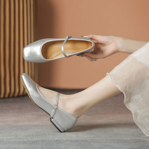 Silver Travel Shoes Soft Leather Flat Bottom Ballet Flats Womens Slip-On Summer Sandals Fashionable Retro Style Low Heel