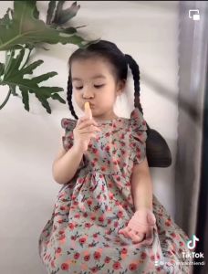 Son Dưỡng Môi Không Màu SAFFRON CCHOI Nhuỵ Hoa Nghệ Tây Giúp Môi Giảm Thâm Căng Mọng Dạng Thỏi 4g