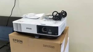 Proyektor Epson EB 2265U