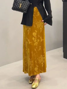 Elegant National Style Half Skirt New Chinese Design Sensation Retro Embroidery Draped Long Skirt Autumn New Arrival Womens Fashion