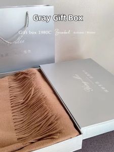 Hand-carried Gift Package Scarf