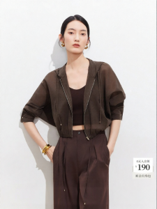 Vero Moda | Lightweight Casual Drawstring Hooded Short Jacket