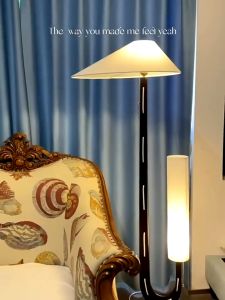 Đèn sàn decor thân gỗ óc chó cao cấp Đèn cây đứng chao vải xòe và hình trụ dài màu trắng ngọc kết hợp tạo hiệu ứng khối từ 2 nguồn sáng cho không gian Đèn decor phòng khách đầu giường phòng ngủ sofa đọc sách - Combosett