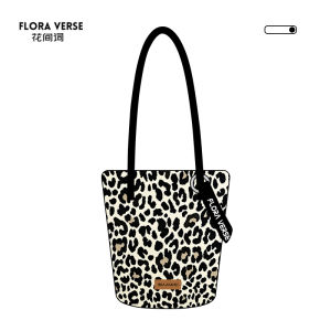 Large Capacity Canvas Bucket Bag Womens Crossbody Bag Original Design British Style Soft Leather Waterproof Daily Use