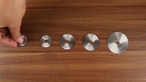 Kepala Mata Gergaji Mesin Bor Dremel & Deremel: Set Alat Potong Mini