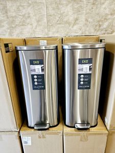 EK9384MT-30L STELLA STEP TRASH BIN 30L BRUSHED STAINLESSS STEEL SOFT CLOSE/WITH BUCKET