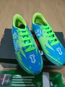 KIDZTUBS Sepatu Bola Anak Laki Laki Size 33 34 35 36 TUBS1025020125