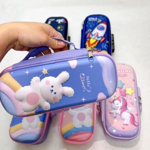 Hộp Đựng Bút Viết Mặt Trước Bằng Pu Không Thấm Nước In Họa Tiết 3D Nổi Mẫu Cute Khóa Mật Khẩu Dễ Thương Cao Cấp Cho Bé
