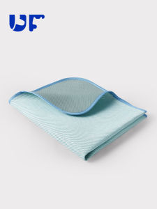 UFHome Pet Cooling Mat Ice Silk Pad Summer Dog Cooling Couch for Cat Nest Dog Nest Temperature Regulation Pet Supplies