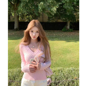 Slim Fit Long Sleeve V-Neck Knitted Sweater Womens Design Twist Top Base Shirt Autumn New Style Commute Fashion Korean Version