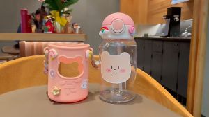 Princess 620ml Straw Bottle Portable Kids Cartoon Water Bottle With Straw Disney Portable Leakproof Bottle Feeding Essentials BPA Free Childrens Cup Baby Portable Water Bottle Kids Drinking Bottle Leak Proof Bottle 儿童水杯