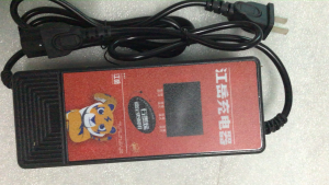 Sạc điện tử Thiên năng 60V 12Ah hàng cao cấp bảo vệ và chống phù bình