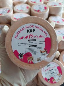 Mineral blok - Grosir 40pcs Mineral Blok Himalaya krp 500grm - Mineral blok himalaya - Himalayan Salt lick - Mineral untuk kambing - Mineral untuk domba - Mineral untuk sapi - Mineral untuk ternak - Mineral block - Mineral blok kambing - Mineral sapi