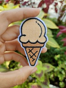 ( Bisa COD ) Emblem Bordir Es Krim Tinggal Setrika Patch Iron Ice Cream Tambalan Baju Robek Tembelan Kaos Bolong Tempelan Celana Sobek Hiasan Baju Bordir Stiker Bordir Tempel
