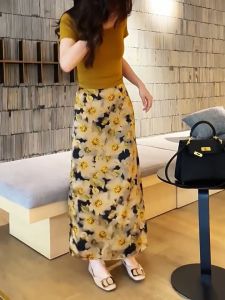 Gdhes House กระโปรงมิดี้ลายดอกไม้สไตล์เกาหลี 5สี M-XL ทรงกระบอก วินเทจแฟชั่น กระโปรงยาวผ่าหลังเอวสูง