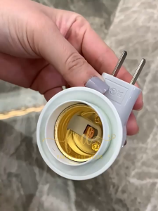 Đui Đèn Liền Phích Cắm E27 – Chân Dẹp/Chân Tròn – Có Công Tắc Tắt Mở Dễ Sử Dụng Tiện Lợi Phù Hợp Làm Đèn Ngủ