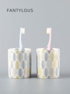 Creative Ceramic Toothbrush Cup Couple Style Bathroom Washing Mouth Cup Home Use Couple Toiletry Ceramic Sink Cup