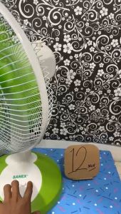Kipas Angin Meja Sanex 12 inch Model Duduk/ Desk Fan FR1287 GARANSI RESMI
