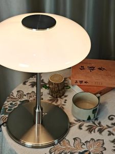 Bauhaus Nordic Modern Luxury Glass Shade Iron Body LED Lamp Living Room Bedroom Study Artistic Decorative UFO Table Lamp