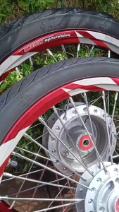 ชุดล้อเวฟ มีเวฟทุกรุ่น ลายสายฟ้าแดง สานหลบลายตรง ยางหน้าลายไฟ ยางหลังลายไฟพร้อมใส่ยาง60/100-17ราคาต่อคู่(ไม่เอายาง)และพร้อมยาง