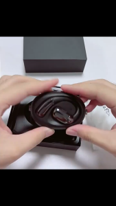 SG【Ready Stock】Real Time Languages Translator Earbuds Travel-Ready Translator Earbuds AI Intelligent Voice Translation Earphones