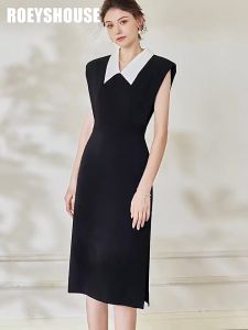 Đầm suông trơn đen cổ sơ mi trắng vai liền sẻ tà