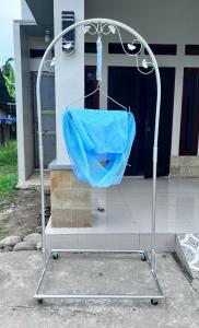 tiang ayunan beroda + per set