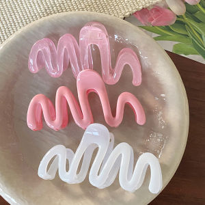 Large Size Shark Clamp Hair Clip Creamy Texture Elegant Womens Hair Accessories Original Design Hair Grips for Back of Head