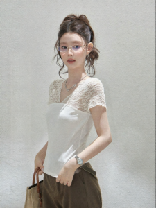 THROUS | Áo Thun Trắng Eo Cao Tay Ngắn V-Neck Kết Hợp Ren Đẹp Mùa Hè