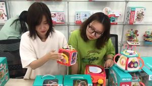 Mainan Montessori Anak 1-2-3 Tahun Cube Box Mainan Anak Perempuan Kado Ulang Tahun Anak Laki Laki