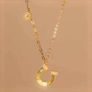 Chow Sang Sang 周生生 999 Pure Gold Essence Horseshoe-inspired Necklace for Women 47cm 96141N Price-by-Weight 5.24g Gold