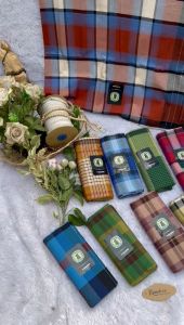 sarung gajah duduk asia merah putih/sarung gajah duduk asia