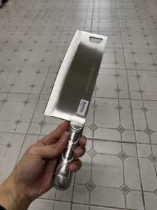 ✔️(มีคลิปรีวิว) มีด มีดใหญ่ มีดทำครัว 2in1 มีที่เปิดขวด มีดปังตอ มีดสับหมู มีดสับปลา มีดสไตล์ญี่ปุ่น สแตนเลส ด้ามจับถนัดมือสีเงิน พกอันเดียวจบ ไม่ควรพลาด สินค้าพร้อมจัดส่ง 3.2x8" (1285625512225)