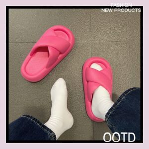 รองเท้าแตะแฟชั่นผู้หญิง LHMonday ใหม่ไฟลูก ต้องมีไว้ใส่อวดคนข้างบ้านละน้า ถูกถูกถูกถูกถูกถูกถูกถูก