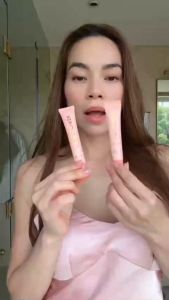 PHẤN MÁ DẠNG SỮA M.O.I 14ml. GIÚP ĐÔI GÒ MÁ TRỞ NÊN RẠNG RỠ . VỚI 3 TÔNG MÀU CAM MƠ VÀ HỒNG ĐÀO.
